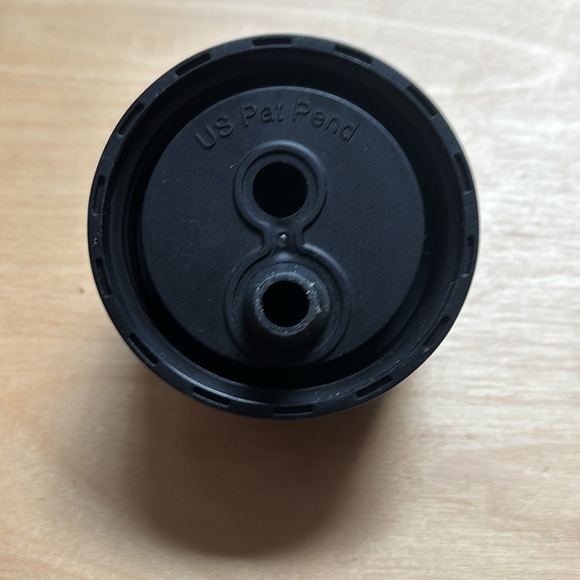 Simple Modern screw on top for water bottle fits 32 oz. Summit model - Picture 3 of 3